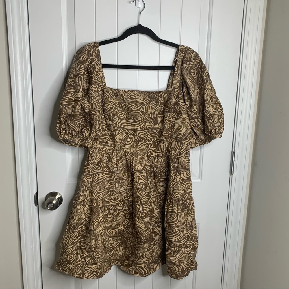 House of Harlow revolve linen puff sleeves smocked dress size‎ medium vacation - Picture 2 of 6